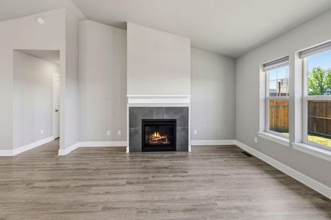 Tiny photo for 1717 NE 3rd Court, Redmond, OR 97756 (MLS # 220221184)