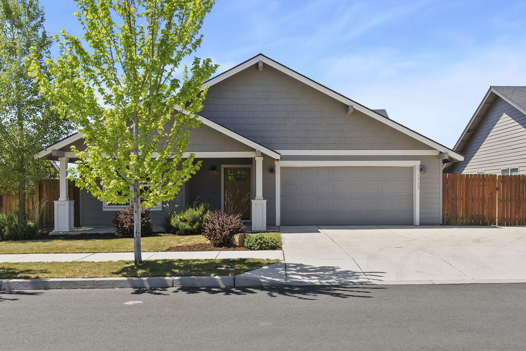 1717 NE 3rd Court