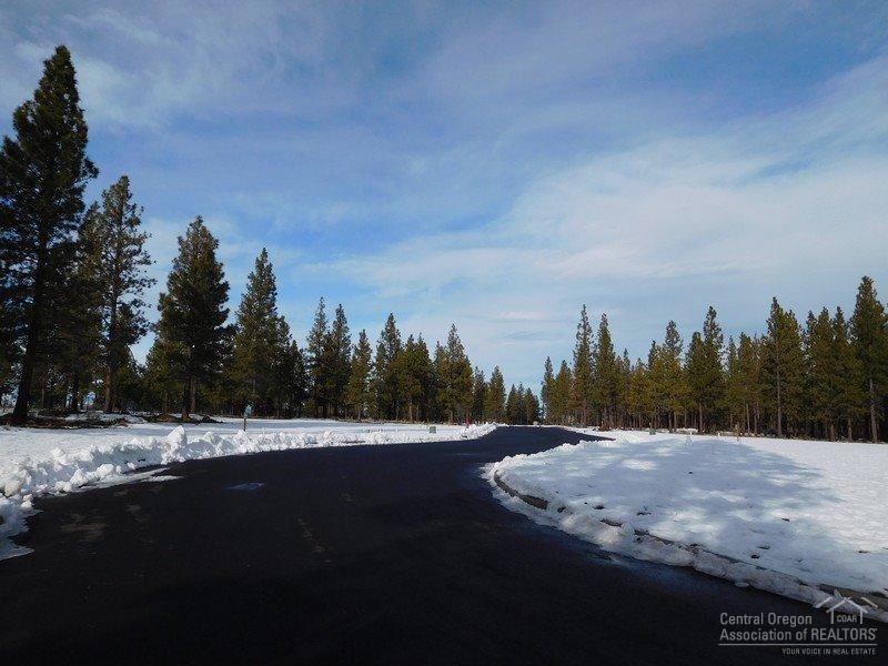 Three Pines Ridge - Land