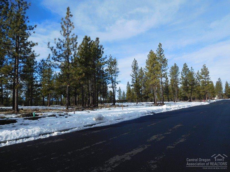 Three Pines Ridge - Land