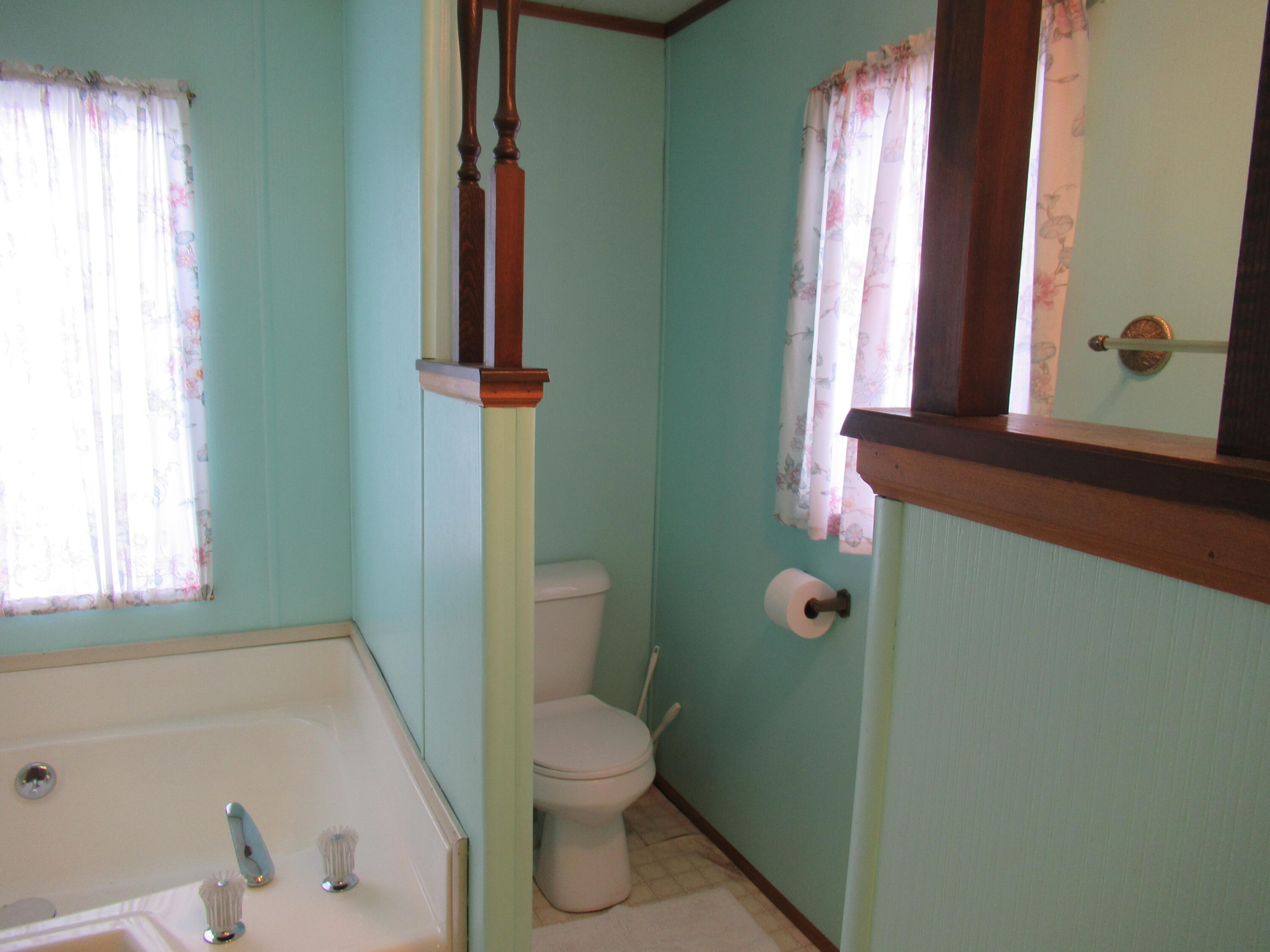 Summers Lane Homes - Residential