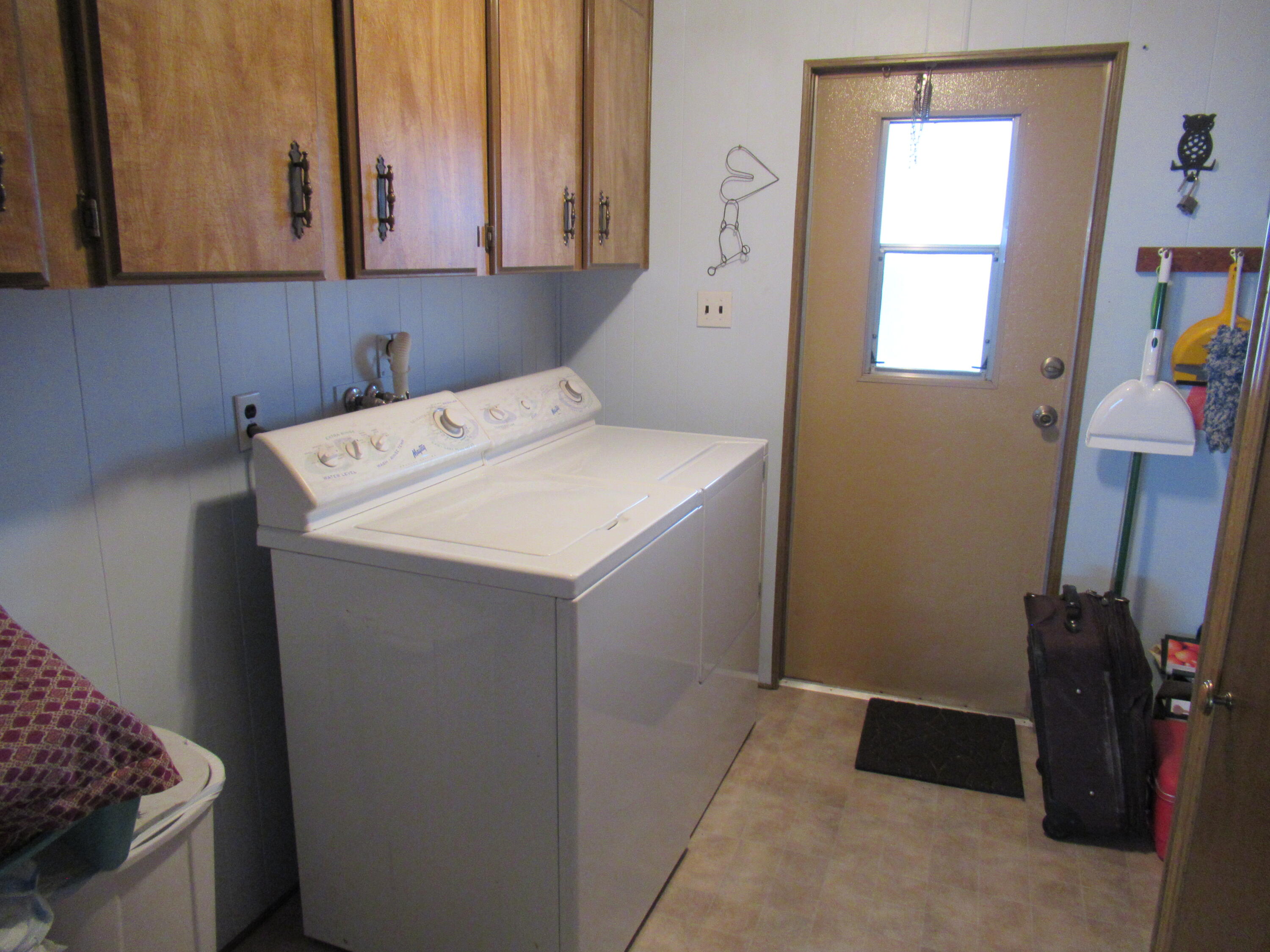 Summers Lane Homes - Residential