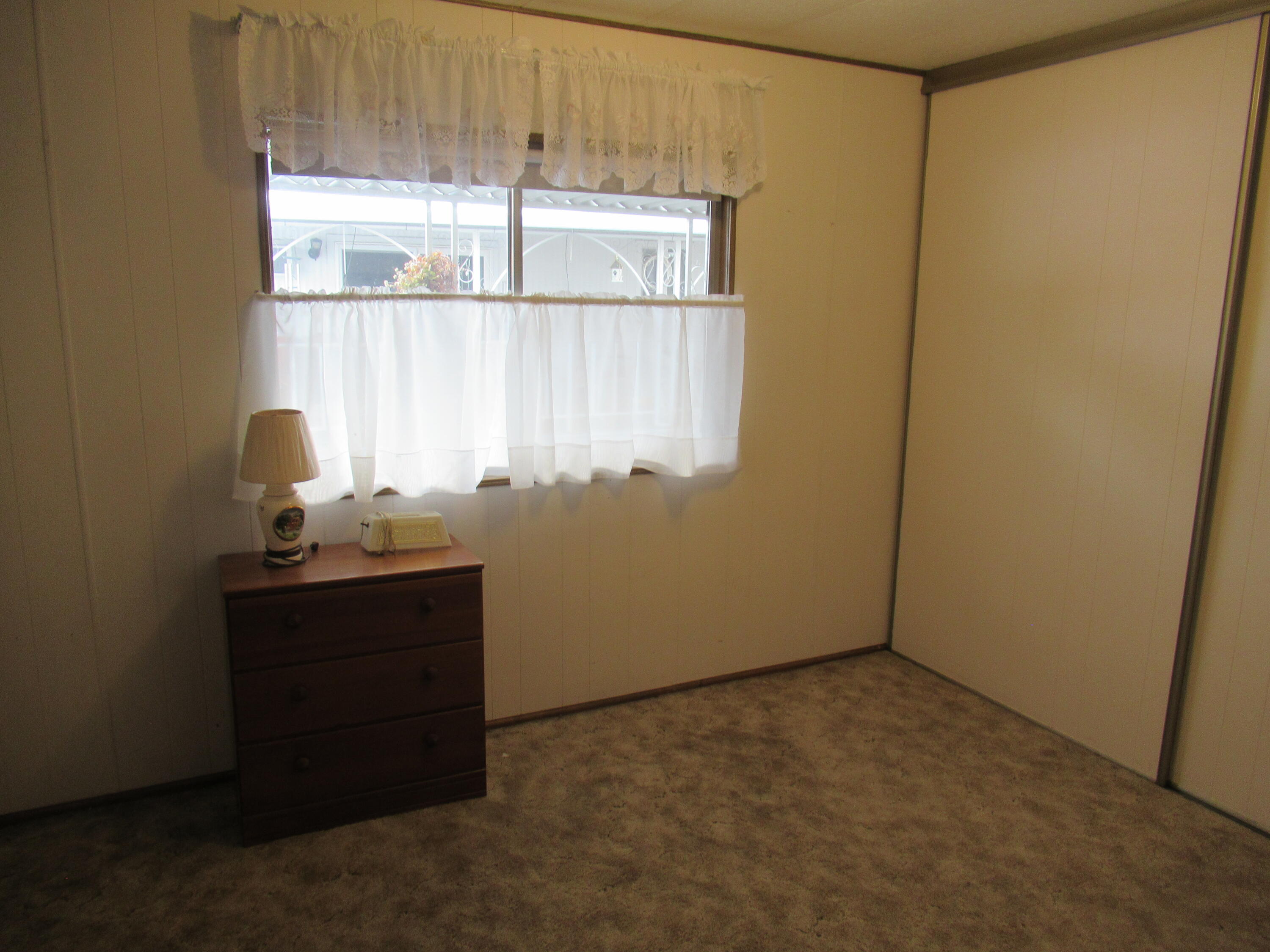 Summers Lane Homes - Residential