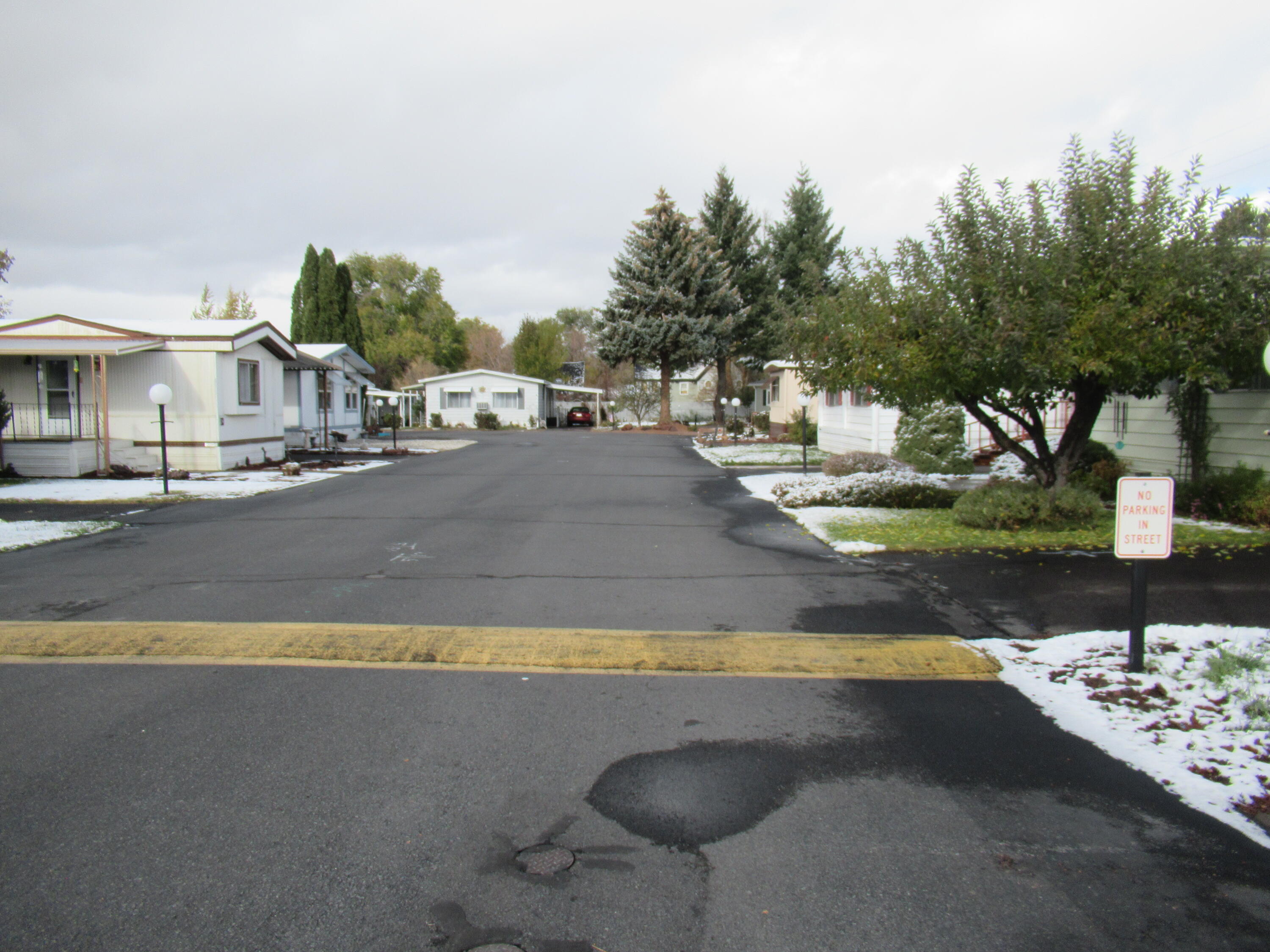 Summers Lane Homes - Residential