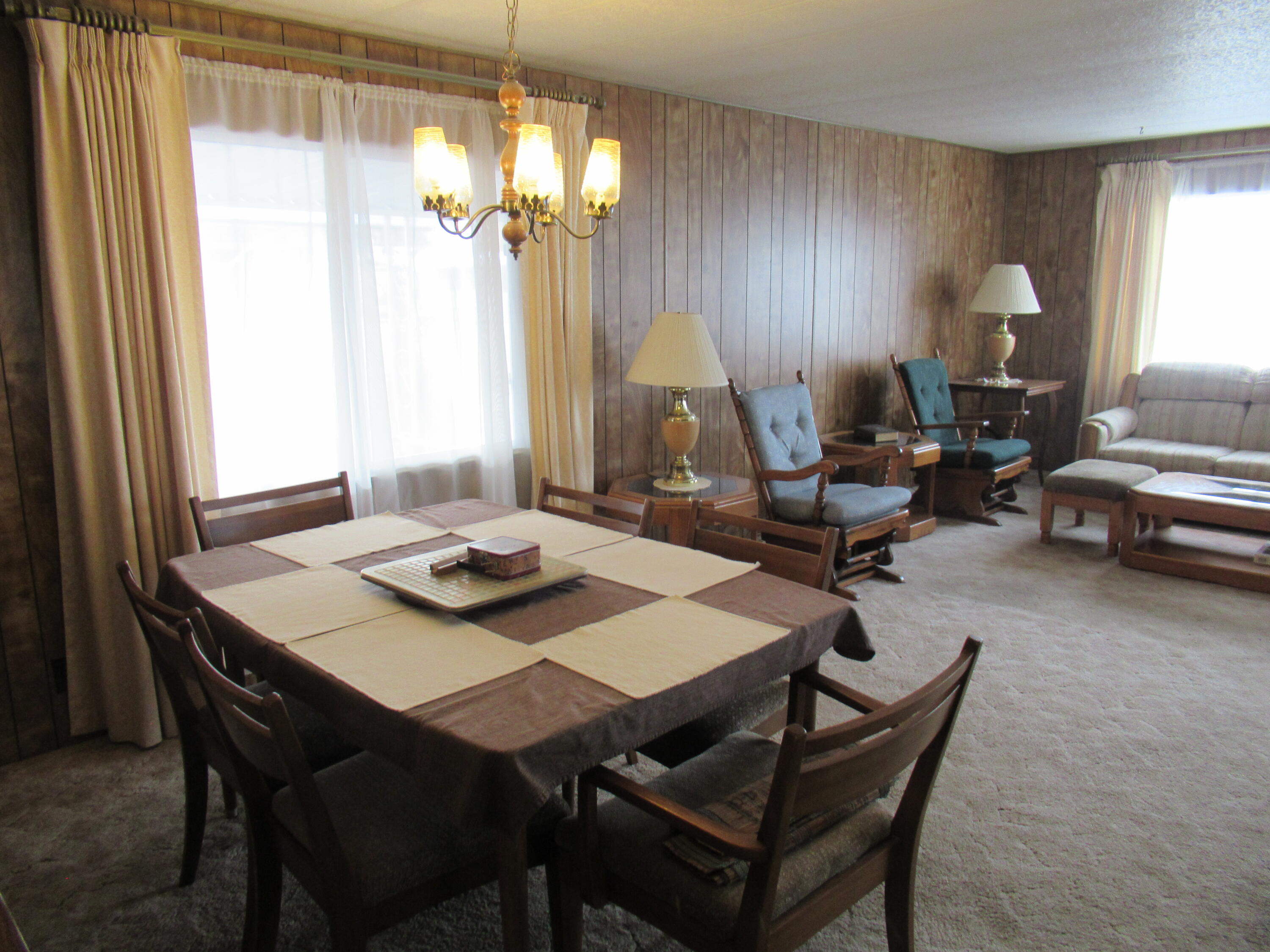 Summers Lane Homes - Residential