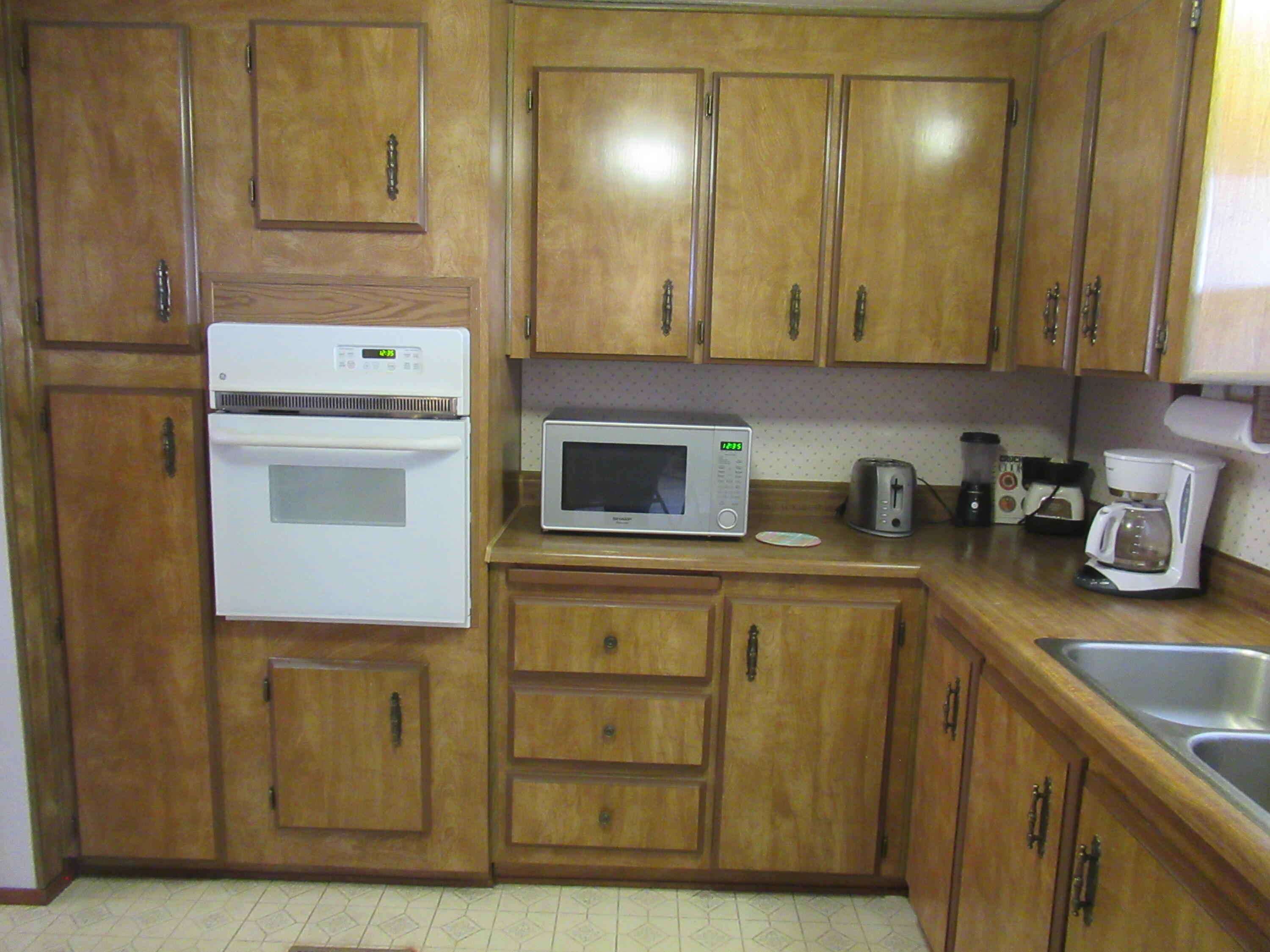 Summers Lane Homes - Residential