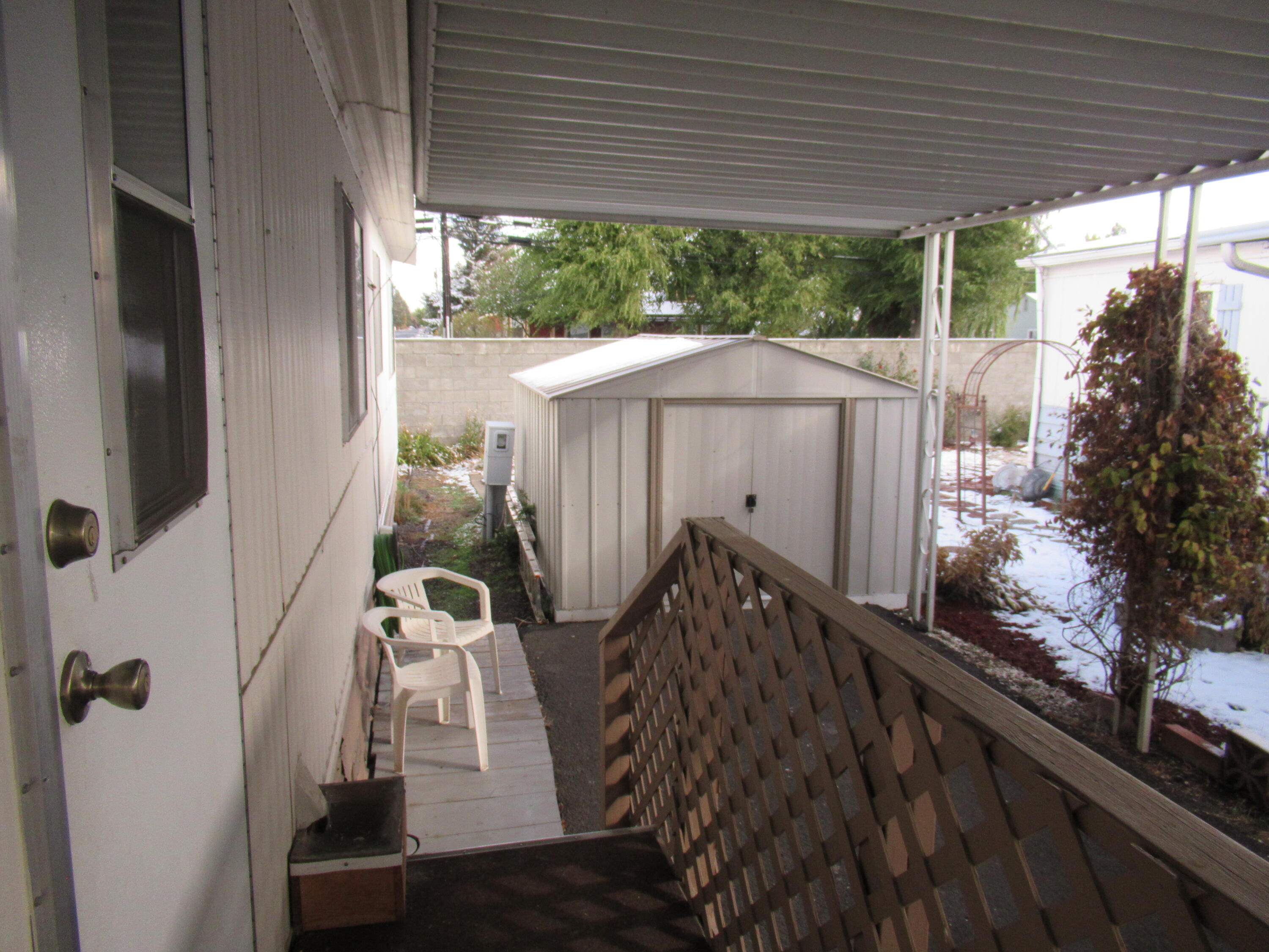 Summers Lane Homes - Residential