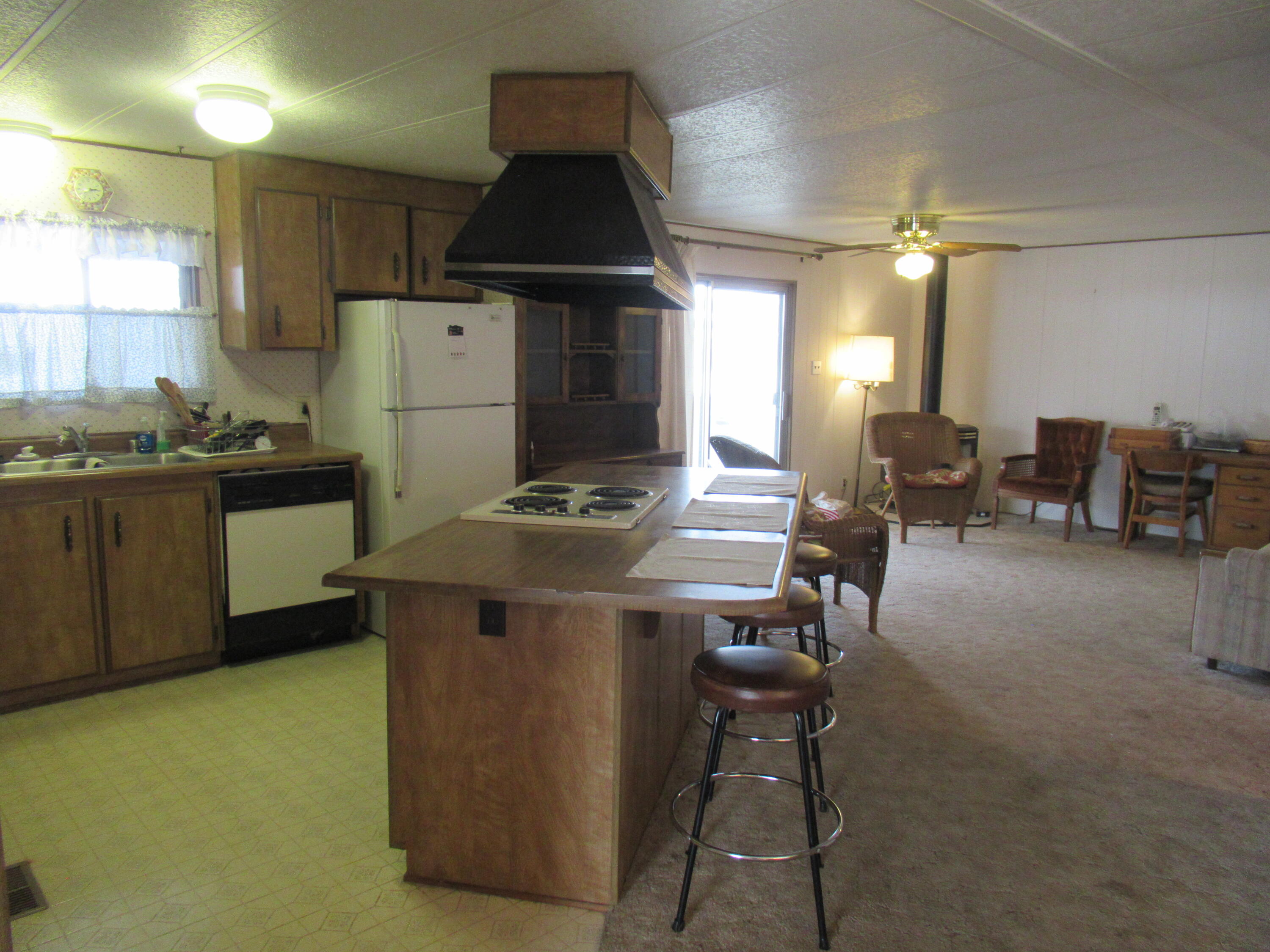 Summers Lane Homes - Residential