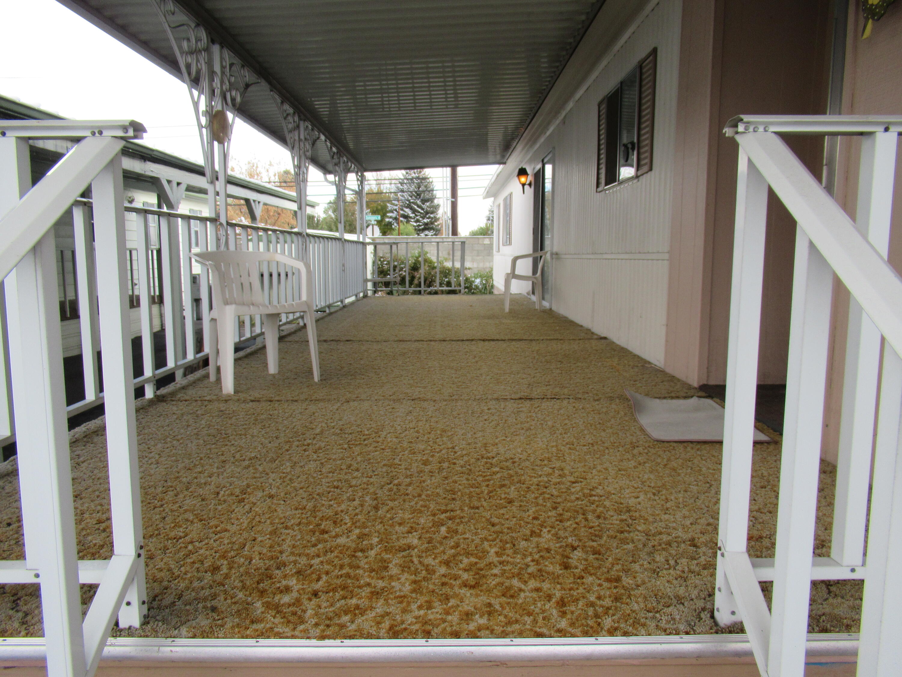 Summers Lane Homes - Residential