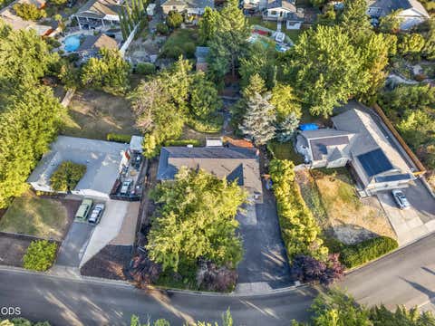 Tiny photo for 1537 Moon Terrace, Medford, OR 97504 (MLS # 220226937)