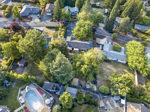 Tiny photo for 1537 Moon Terrace, Medford, OR 97504 (MLS # 220226937)