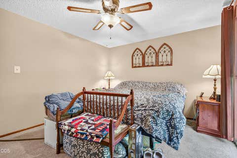 Tiny photo for 1537 Moon Terrace, Medford, OR 97504 (MLS # 220226937)