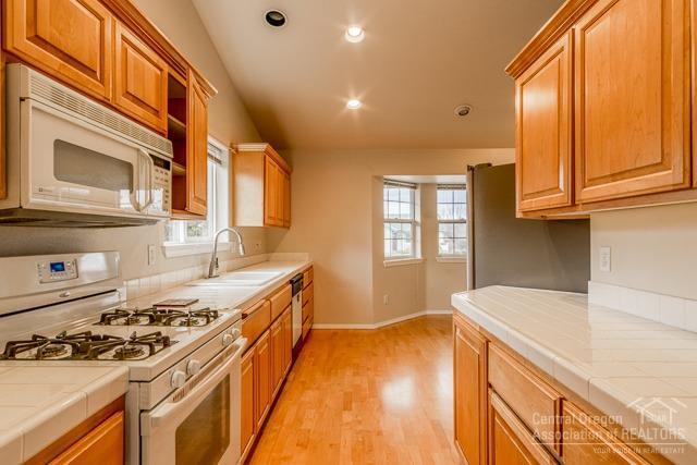 Sunpointe - Residential