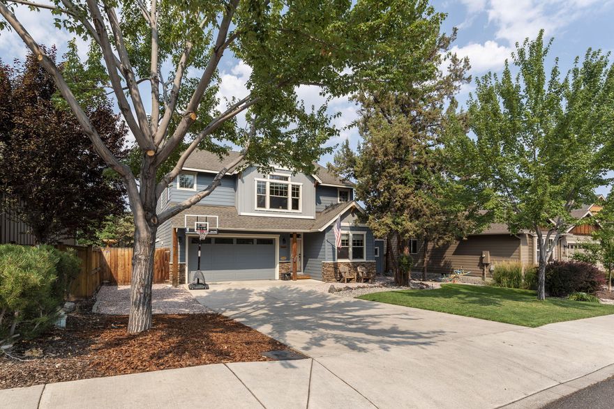 Wow, you want a home that has it all. An office on main floor at entry, a larrge master bedroom plus two additional bedrooms, and a large bonus room to use as you see fit! Home also has a great room with a fire place and wood flooring and the in the kitchen an island, granite counter tops, and stainless steel appliances. Large fenced in yard with a stroage building, patio and a fire pit. Double care garage and room for small RV items.