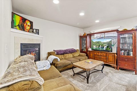 Tiny photo for 1297 Clearsprings Drive, Medford, OR 97501 (MLS # 220219769)