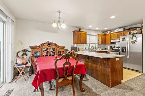 Tiny photo for 1297 Clearsprings Drive, Medford, OR 97501 (MLS # 220219769)