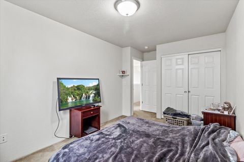 Tiny photo for 1297 Clearsprings Drive, Medford, OR 97501 (MLS # 220219769)