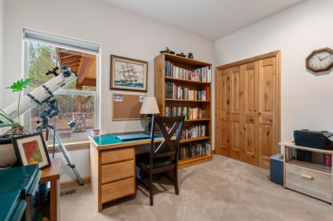Tiny photo for 54456 Huntington Road, Bend, OR 97707 (MLS # 220212227)