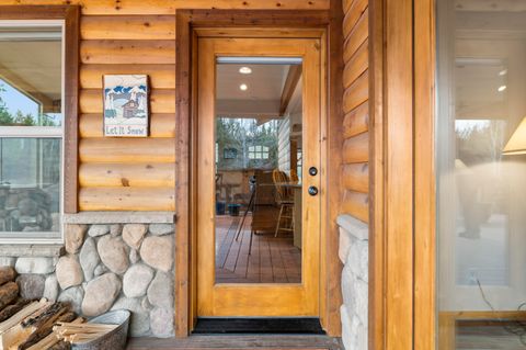 Tiny photo for 54456 Huntington Road, Bend, OR 97707 (MLS # 220212227)