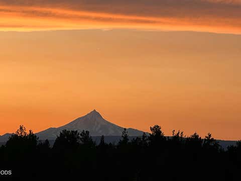 Tiny photo for 17771 Warrin Road, Sisters, OR 97759 (MLS # 220223836)