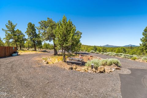 Tiny photo for 17771 Warrin Road, Sisters, OR 97759 (MLS # 220223836)