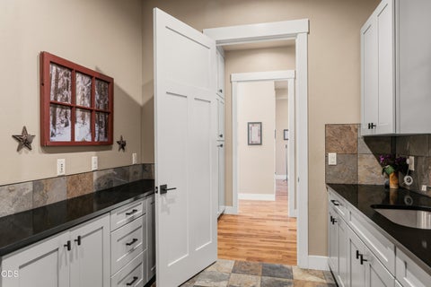 Tiny photo for 17771 Warrin Road, Sisters, OR 97759 (MLS # 220223836)