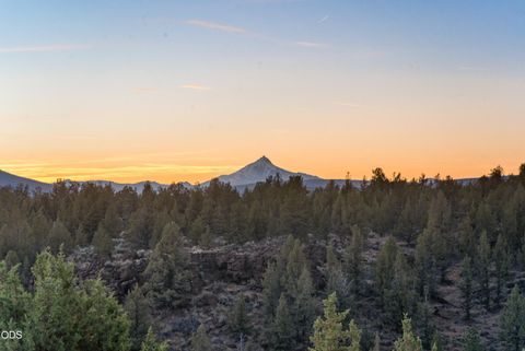 Tiny photo for 17771 Warrin Road, Sisters, OR 97759 (MLS # 220223836)
