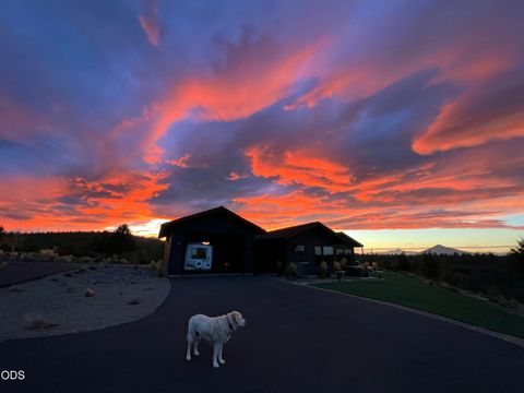 Tiny photo for 17771 Warrin Road, Sisters, OR 97759 (MLS # 220223836)