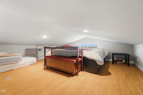 Tiny photo for 17771 Warrin Road, Sisters, OR 97759 (MLS # 220223836)