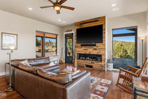Tiny photo for 17771 Warrin Road, Sisters, OR 97759 (MLS # 220223836)