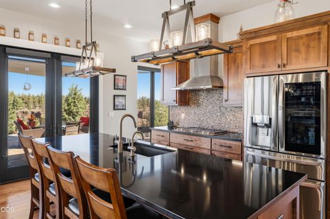 Tiny photo for 17771 Warrin Road, Sisters, OR 97759 (MLS # 220223836)