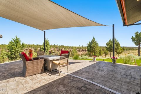 Tiny photo for 17771 Warrin Road, Sisters, OR 97759 (MLS # 220223836)