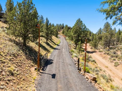 Tiny photo for 17771 Warrin Road, Sisters, OR 97759 (MLS # 220223836)