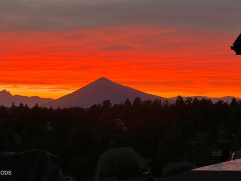 Tiny photo for 17771 Warrin Road, Sisters, OR 97759 (MLS # 220223836)
