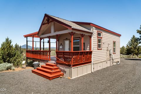 Tiny photo for 17771 Warrin Road, Sisters, OR 97759 (MLS # 220223836)
