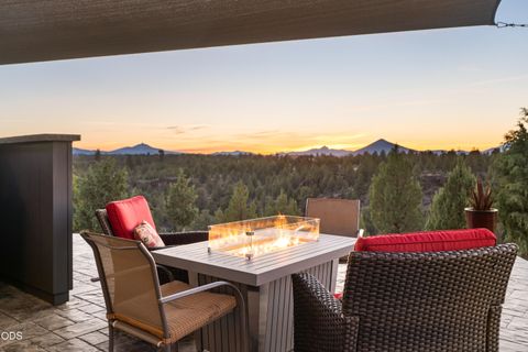 Tiny photo for 17771 Warrin Road, Sisters, OR 97759 (MLS # 220223836)