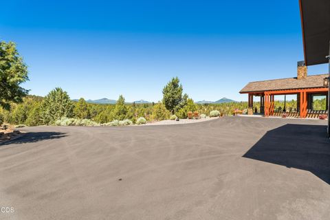 Tiny photo for 17771 Warrin Road, Sisters, OR 97759 (MLS # 220223836)