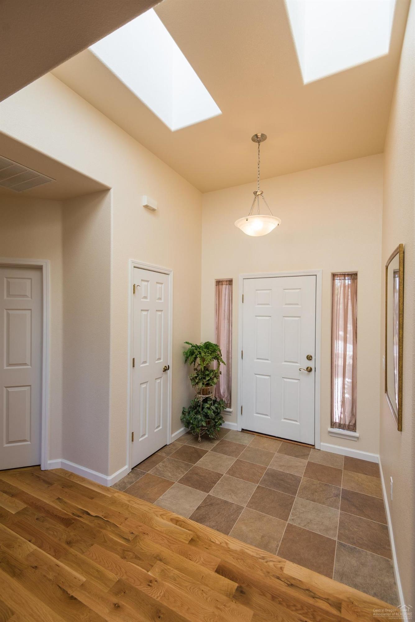 Eagle Crest - Residential