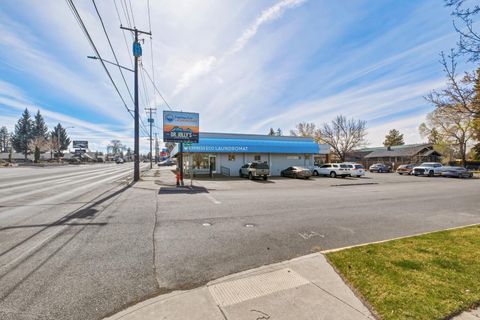 407 SE 3rd Street Bend OR 97702