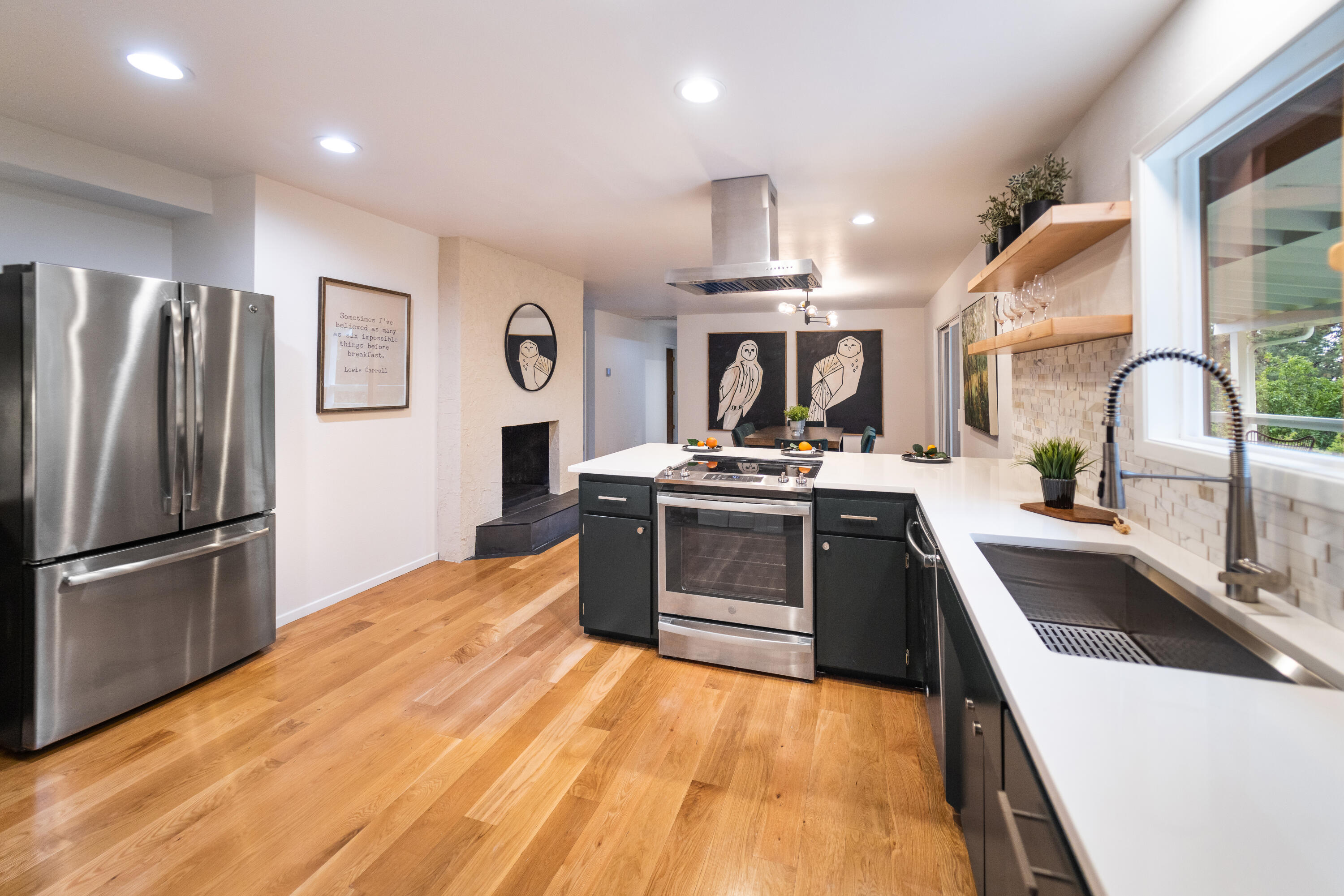 Pine West - Residential