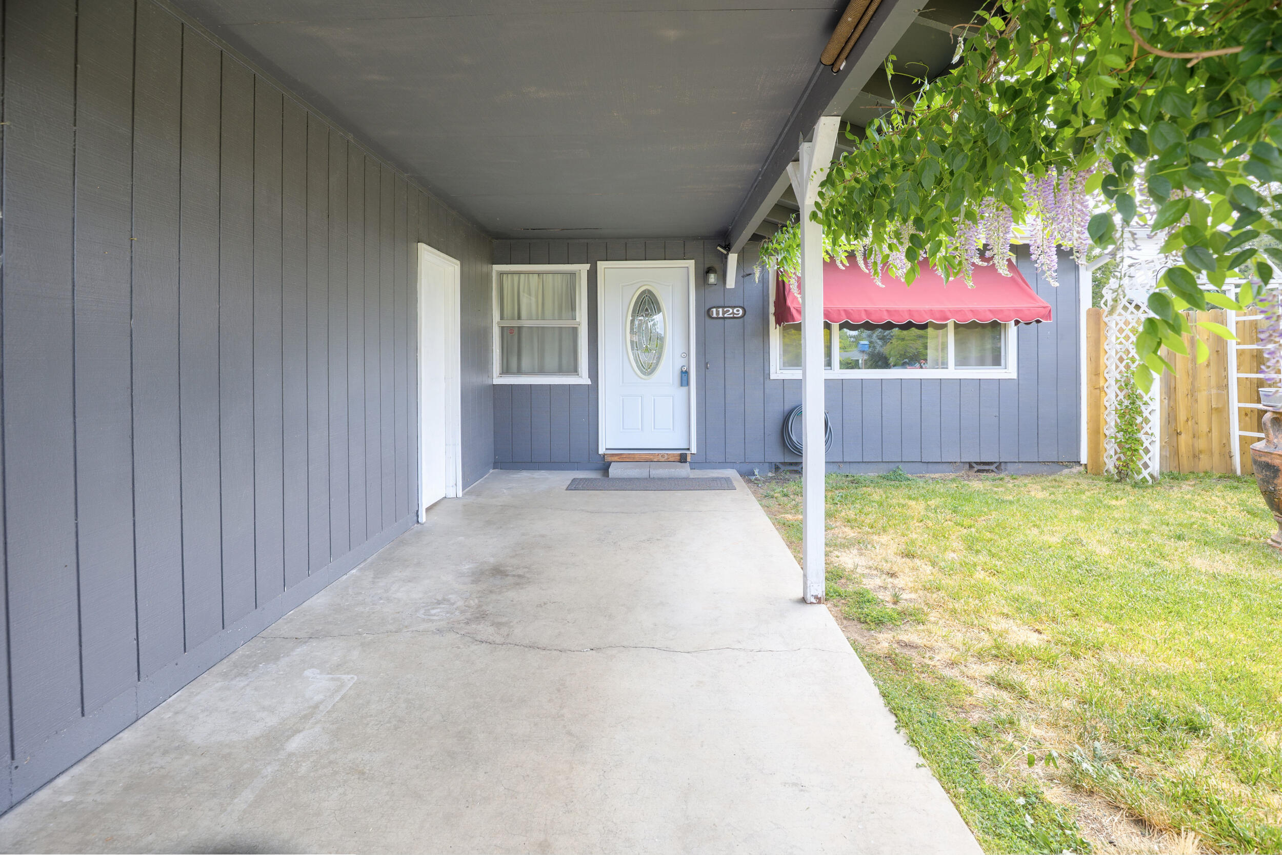 1129 SW Ballinger Drive