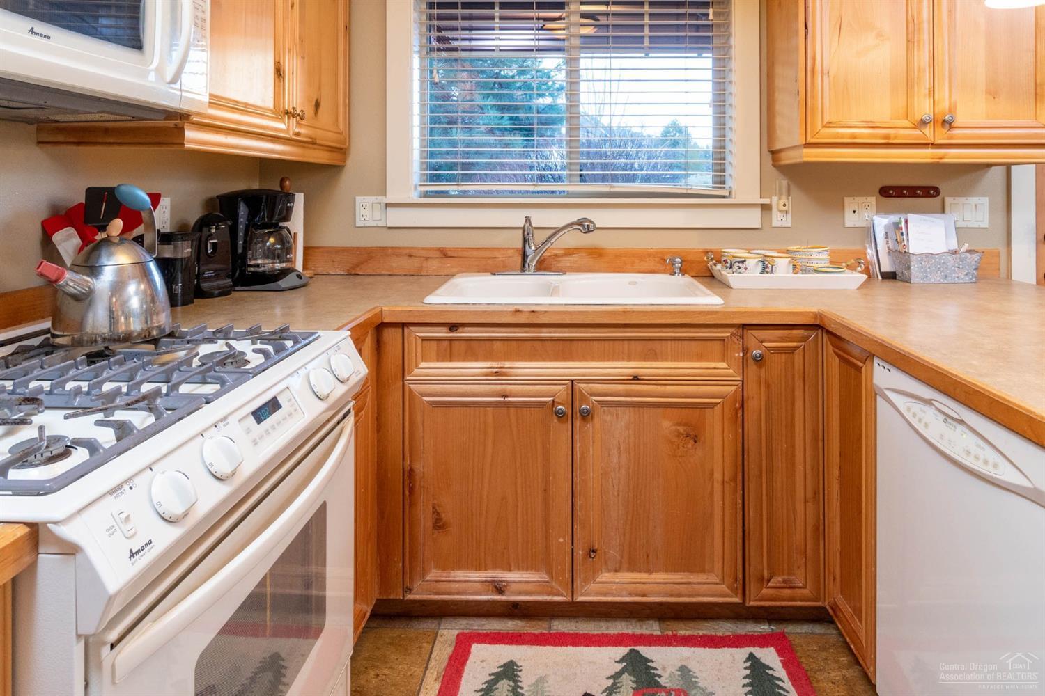 Awbrey Road Heights - Residential