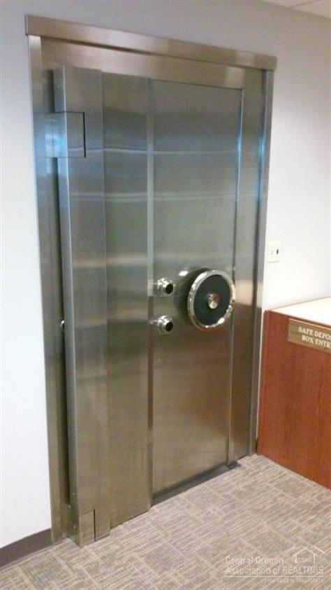 Townsite Of Redmond - Commercial Sale