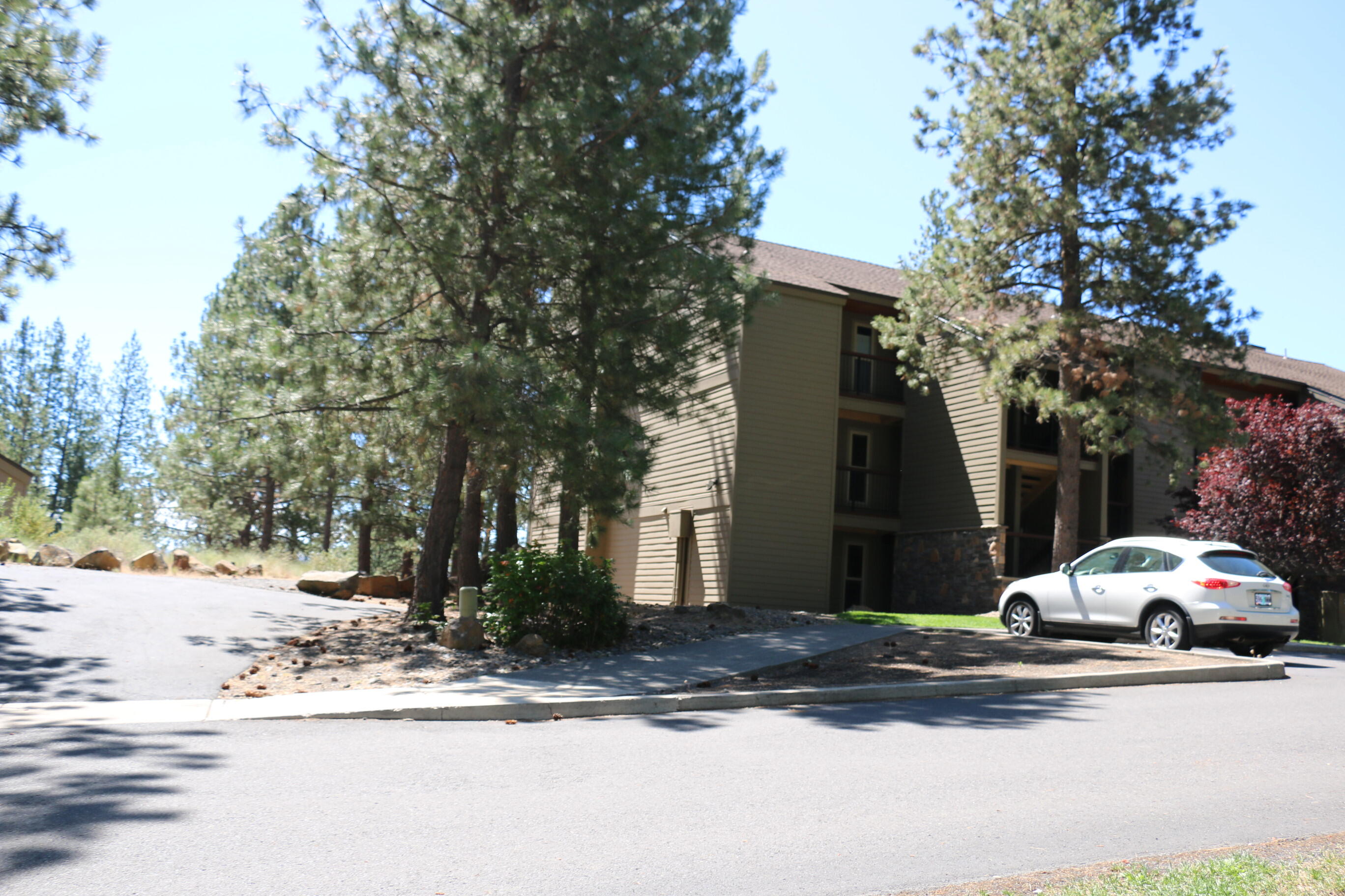 Inn Of The 7th - Residential