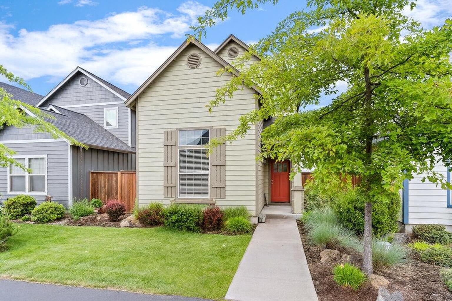 Parkway Village - Residential