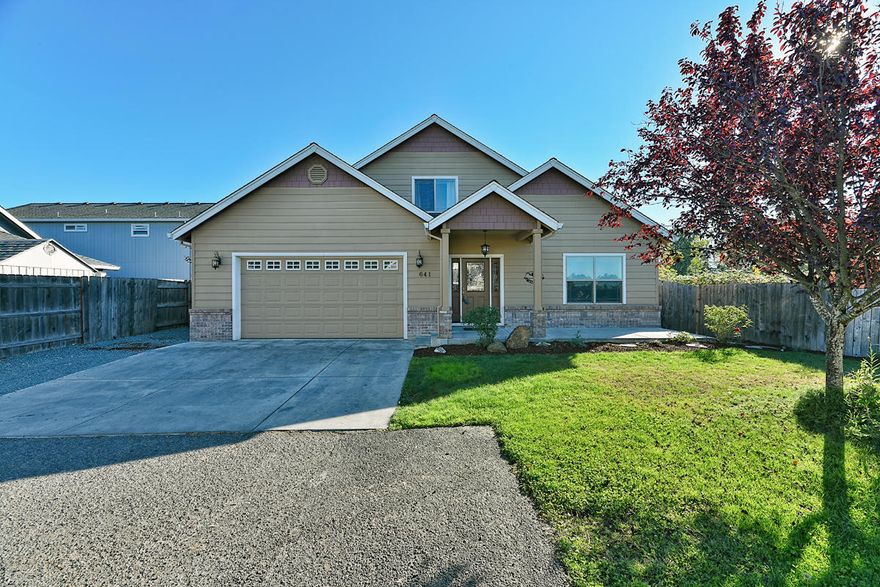 Spacious 4 bedroom home in nice location close to schools and shopping. Downstairs features a large family room perfect for entertaining. Dining room w/gas fireplace is warm and inviting. Kitchen has granite counters, stainless appliances and ample cabinet space. Main level master has walk-in closet and on suite bathroom. 2 additional bedrooms and guest bath are located on the first floor. Upstairs has a large bedroom, bonus room, full bath and extra storage. Backyard has a nice sized covered patio to relax on after a long day. Finished 2 car garage gives you room to store your toys. This is a great opportunity to own a home with enough space for everyone to be comfortable. Call today for your personal tour.