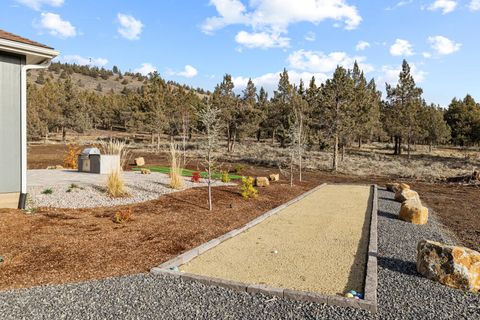 Tiny photo for 5730 Engleman Spruce Way, Klamath Falls, OR 97601 (MLS # 220215646)