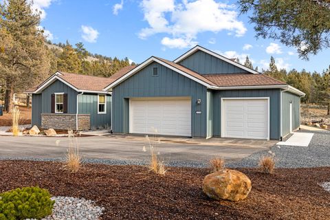 Tiny photo for 5730 Engleman Spruce Way, Klamath Falls, OR 97601 (MLS # 220215646)