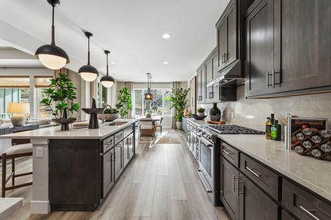 Tiny photo for 5730 Engleman Spruce Way, Klamath Falls, OR 97601 (MLS # 220215646)