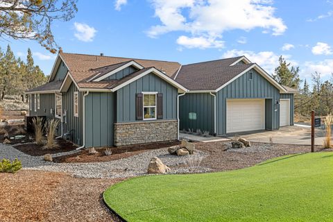 Tiny photo for 5730 Engleman Spruce Way, Klamath Falls, OR 97601 (MLS # 220215646)